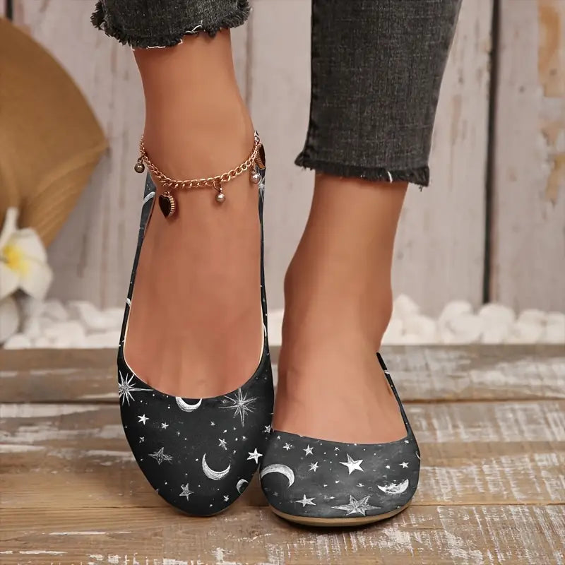 Omine Women's Wide Width Flat Shoes, Comfortable Casual Round Toe Classy Design Ballet Flats.