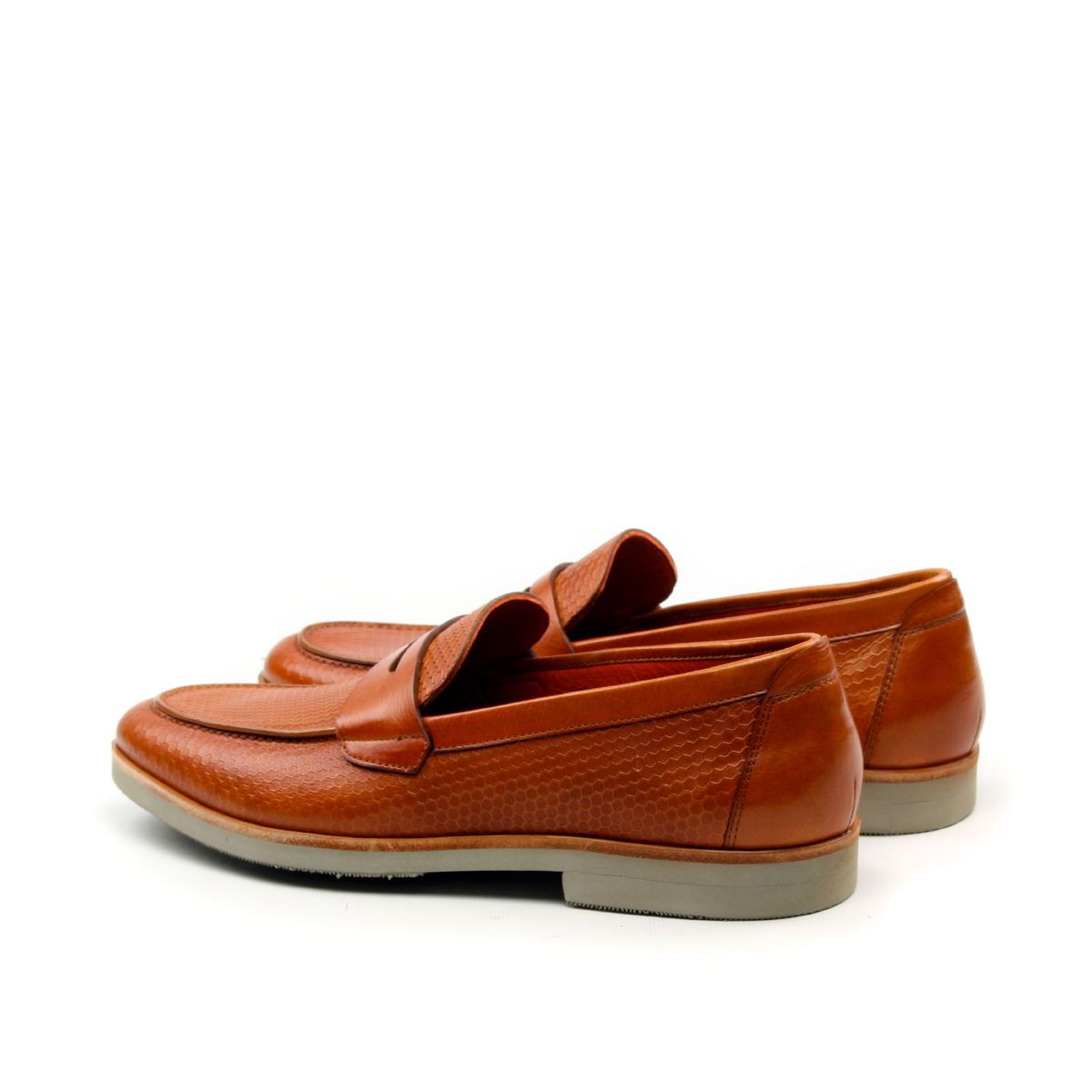 Omine Penny Loafer