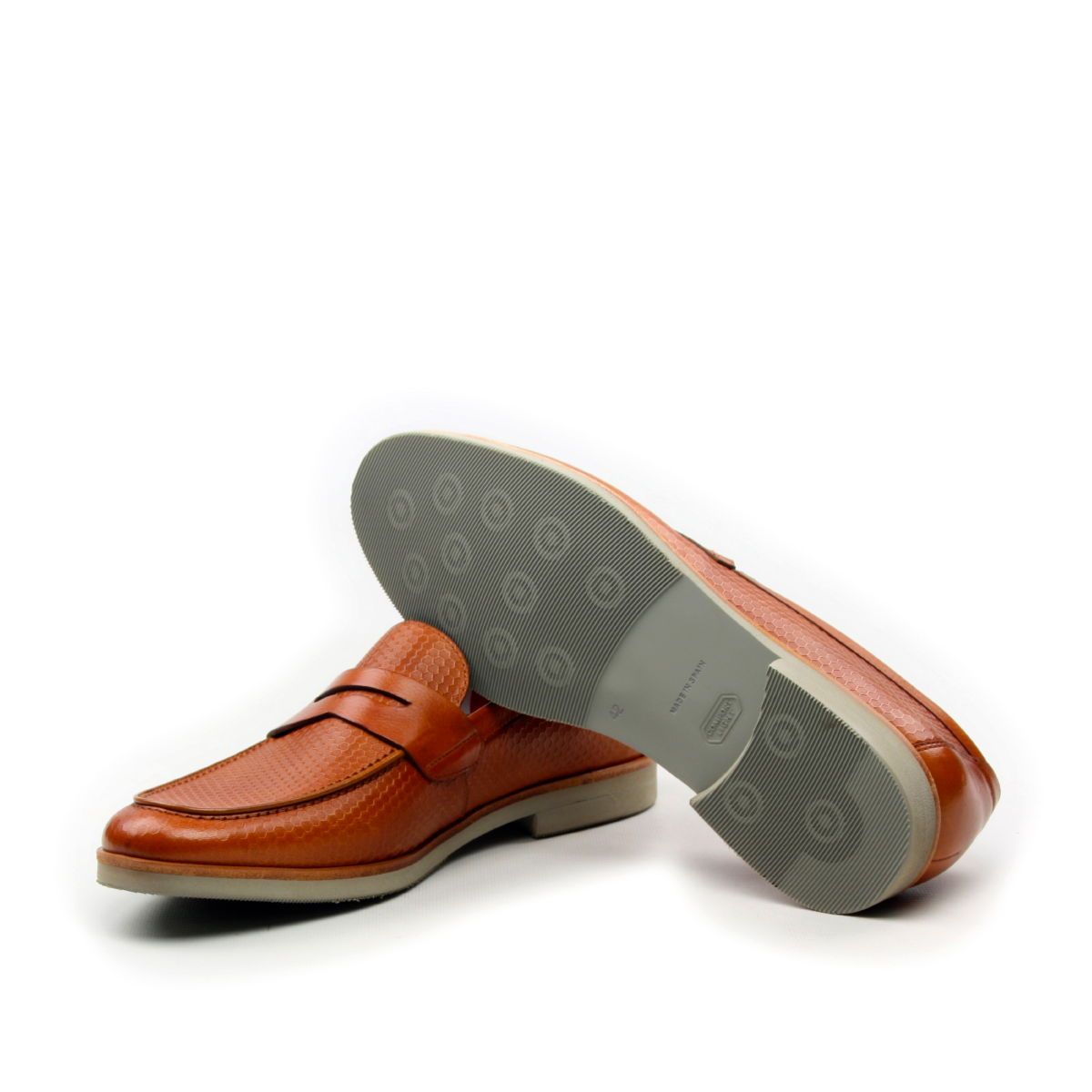 Omine Penny Loafer