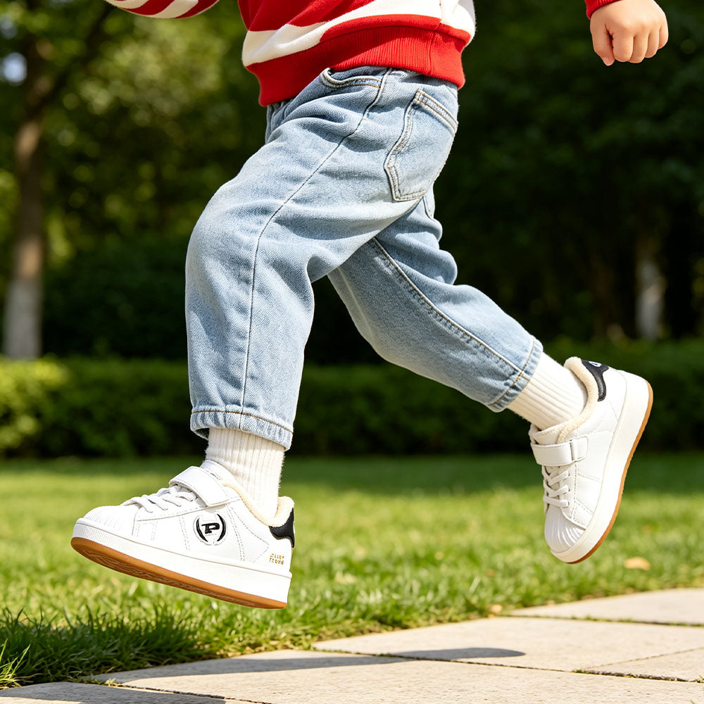Toddler Boys Girls Warm Lined Shell Toe Sneakers, Winter Fleece Lined Kids Casual White Skate Shoes, Adjustable Hook and Loop Non Slip Rubber Sole Walking Shoes for Little Kids