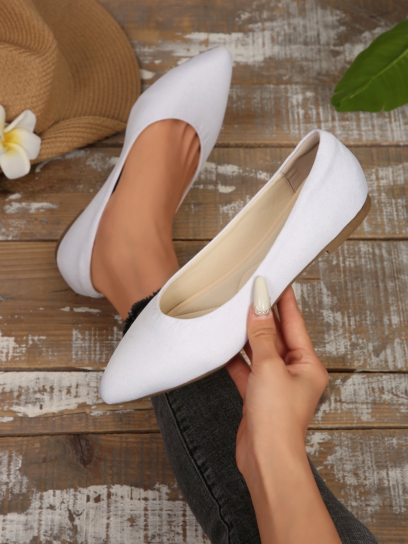 Omine  Women's Flats Shoes  Pointed Toe Comfortable Dressy Slip On Flat