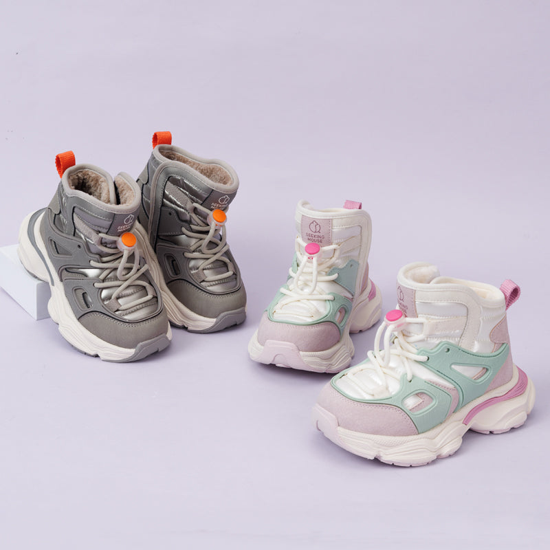 Leisure outdoor shoes for boys and girls